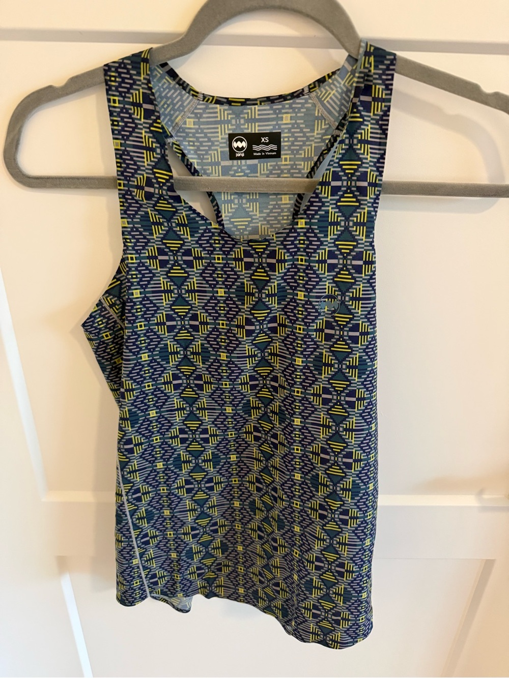 Janji Women’s Racerback Running Tank Top Geometric Print Blue Yellow XS Athletic